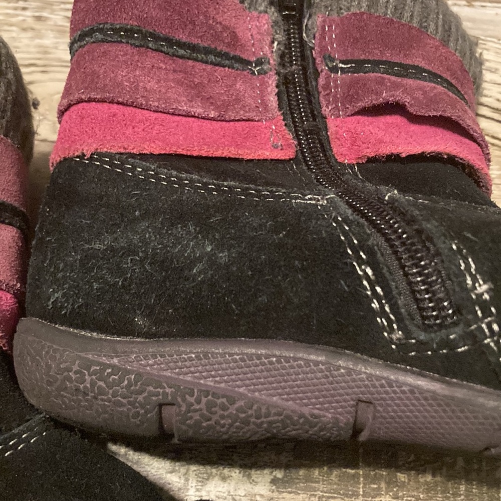 Beeko suede black, purple, pink boots. Well loved and worn sz. 28 (EU) 11 (US) - Picture 3 of 9